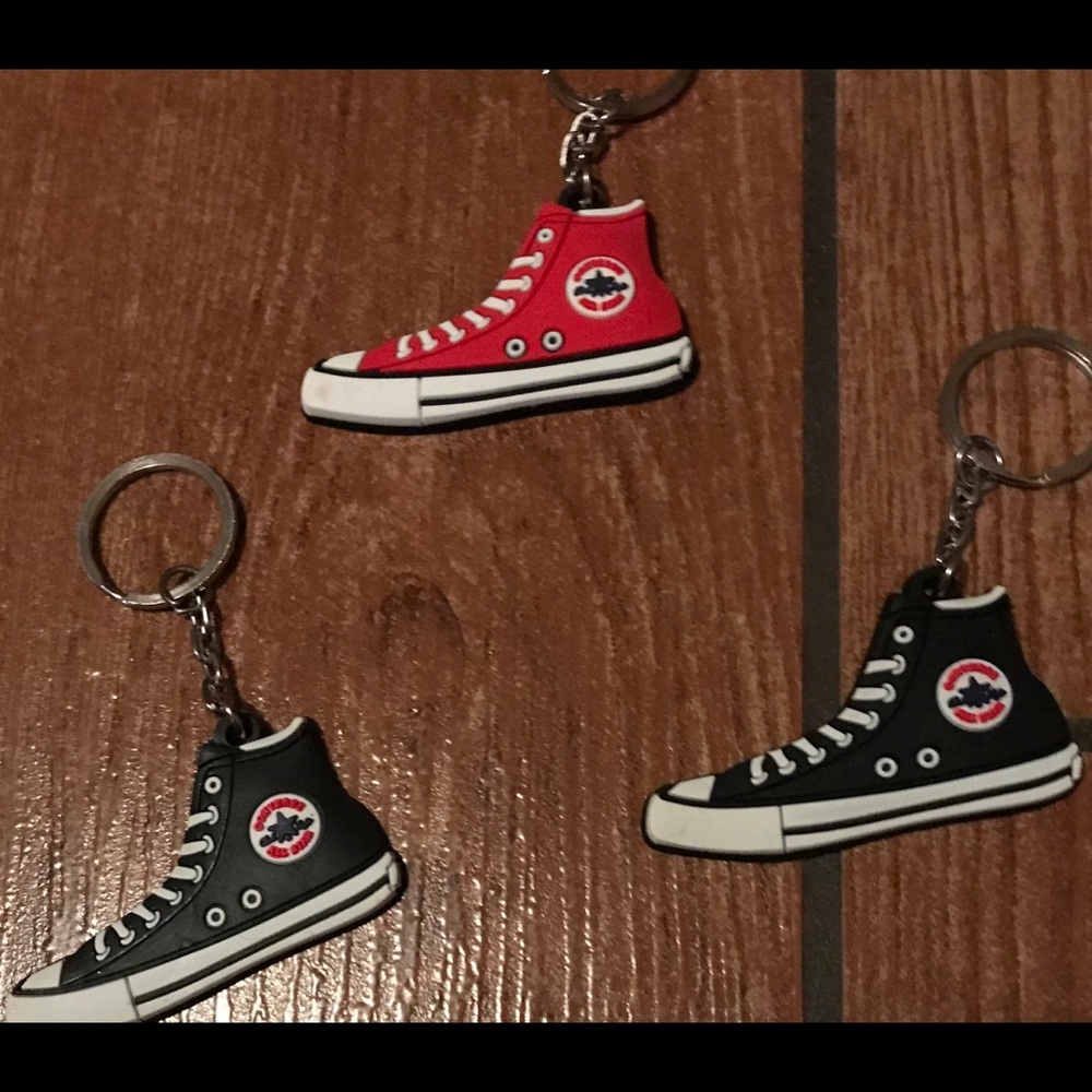 Converse shoe keychains Nwot
